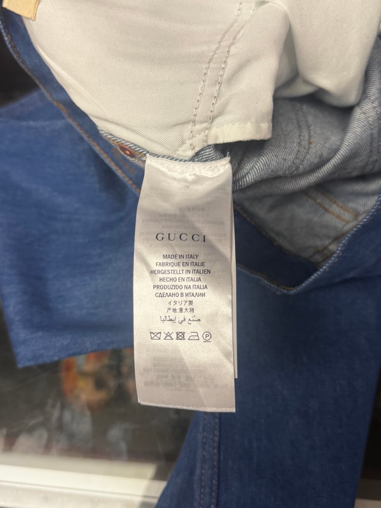 Image of Gucci Japanese Cat Embroidered Denim