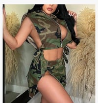 Image 4 of Camo Cargo Vest 
