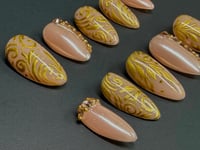 Image 3 of Cannetille Press-On Nails Size XSmall