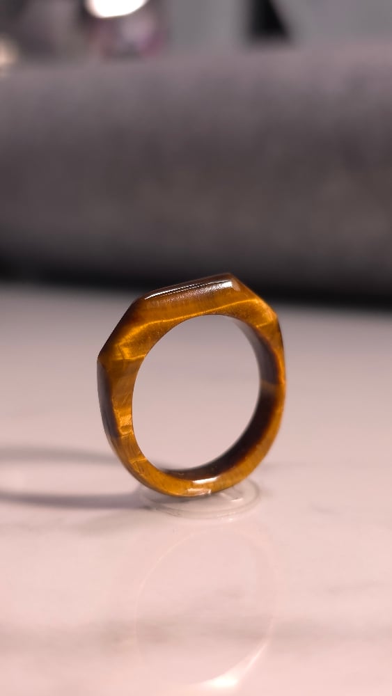 Image of Tiger’s Eye Slim Signet 