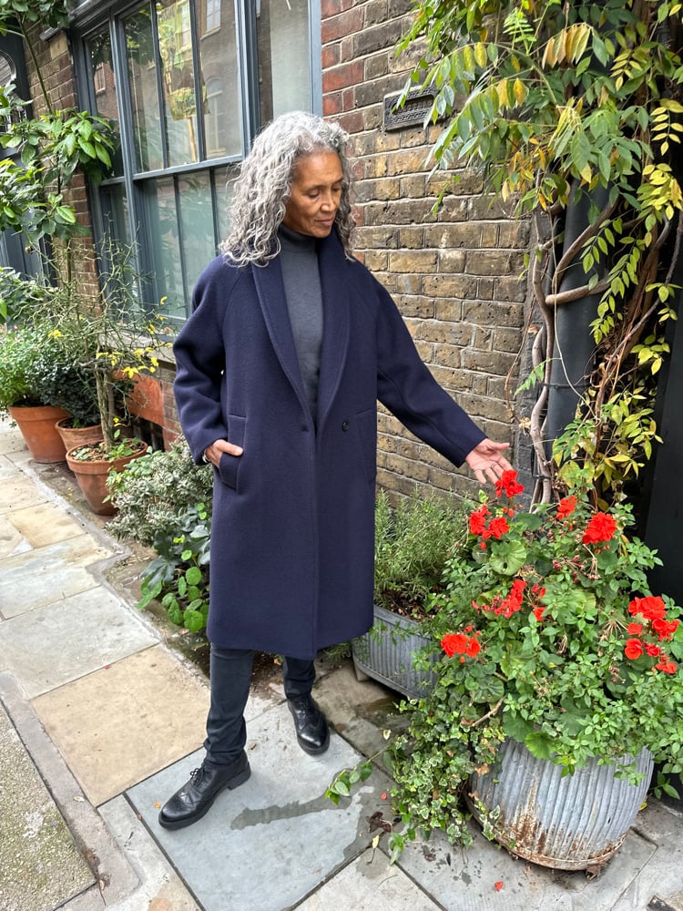 AMELIA LIGHT NAVY | MARVIN BROWNE