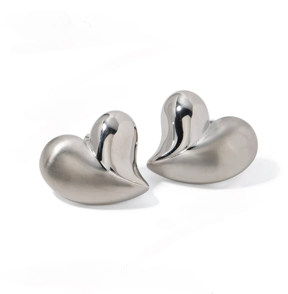Image of "3D Khrome Heart" Stud earrings