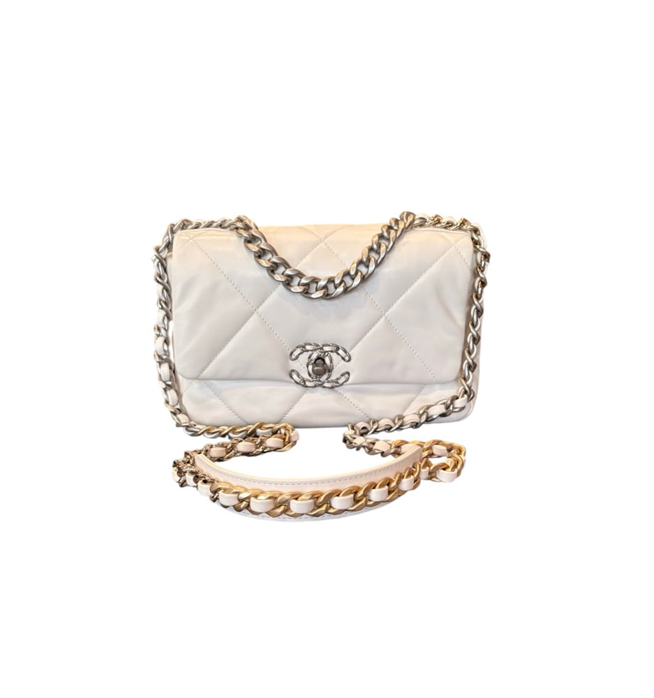 Image of Chanel Lambskin 19 Handbag 6-2145