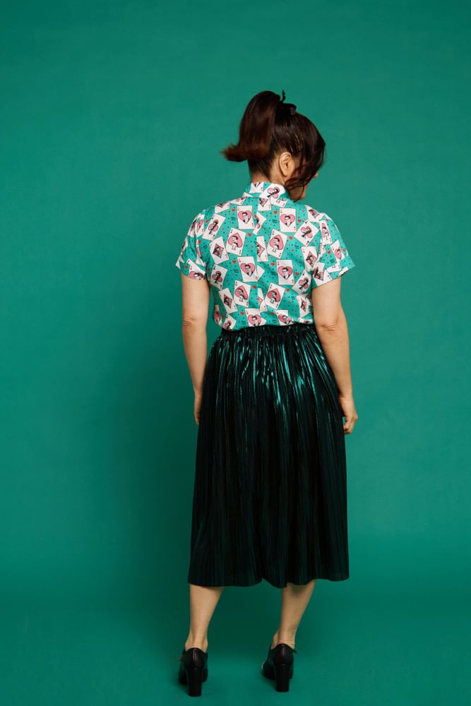 Image of Falda Barbara King