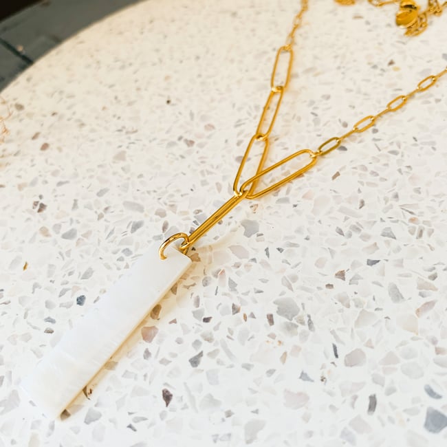 MAHAUT | Collier chaine trombone & pendentif rectangle nacre