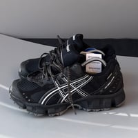 Image 1 of size: us9.5W uk7.5 eu41.5 cm26