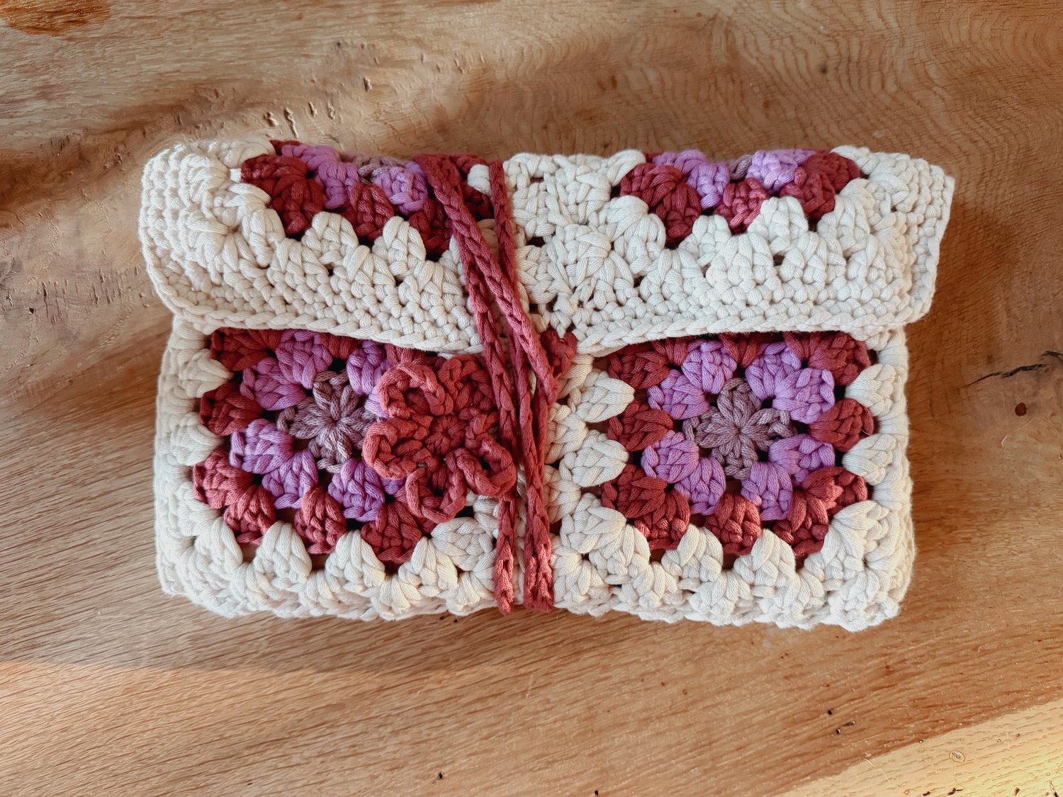 Image of Granny Square Book Sleeve 