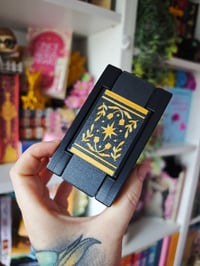 Image 5 of Caja almacenamiento lunas y estrellas negro y oro