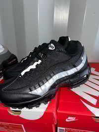 Nike 95s Black/Silver