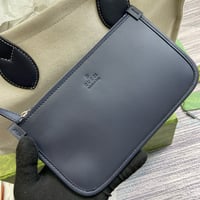 Image 20 of GG Canvas Bag