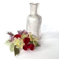 Image 6 of Posy - Red Roses - Lemon Daisies 