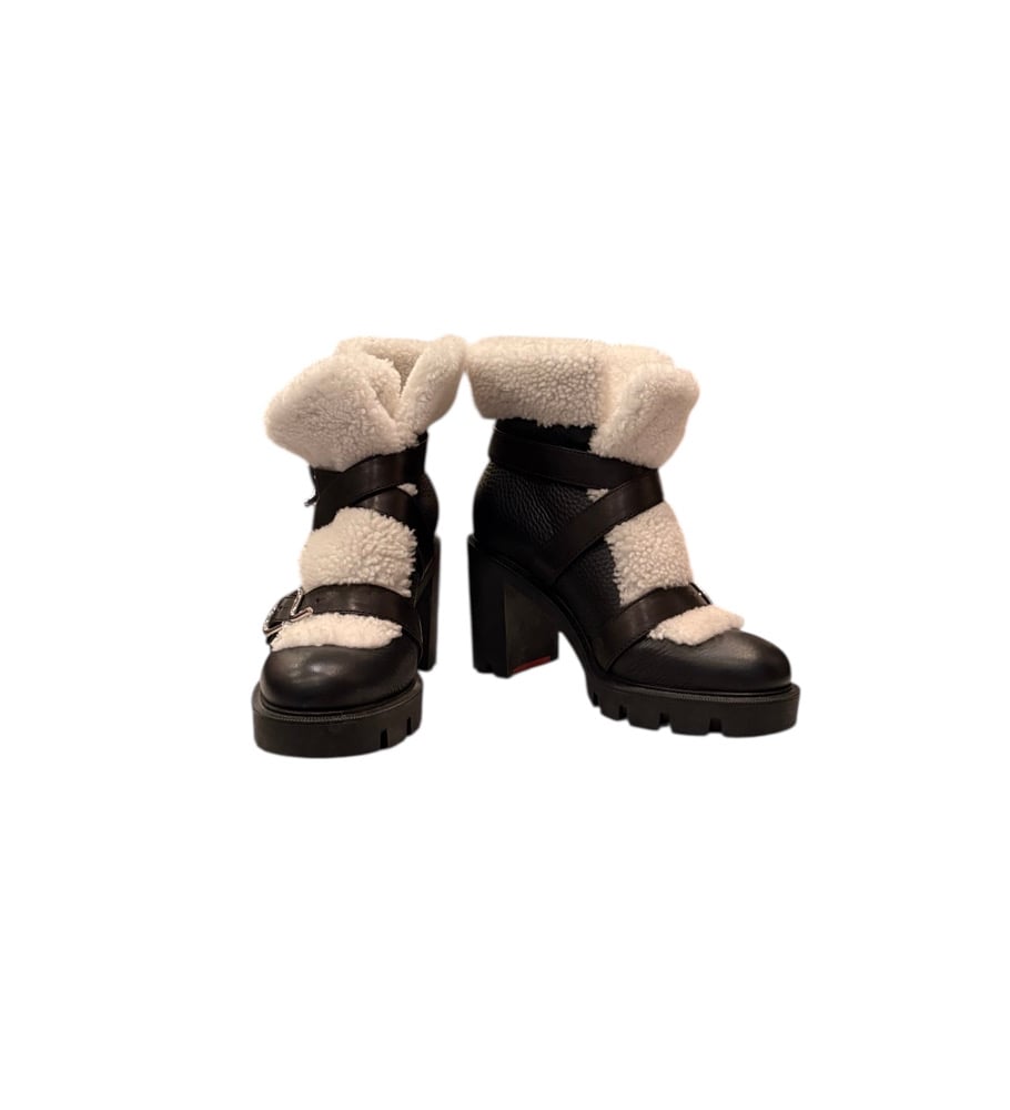Image of Christian Louboutin Size 36 Boots 123-260