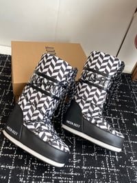 Image 4 of CHEVRON MOON BOOTS