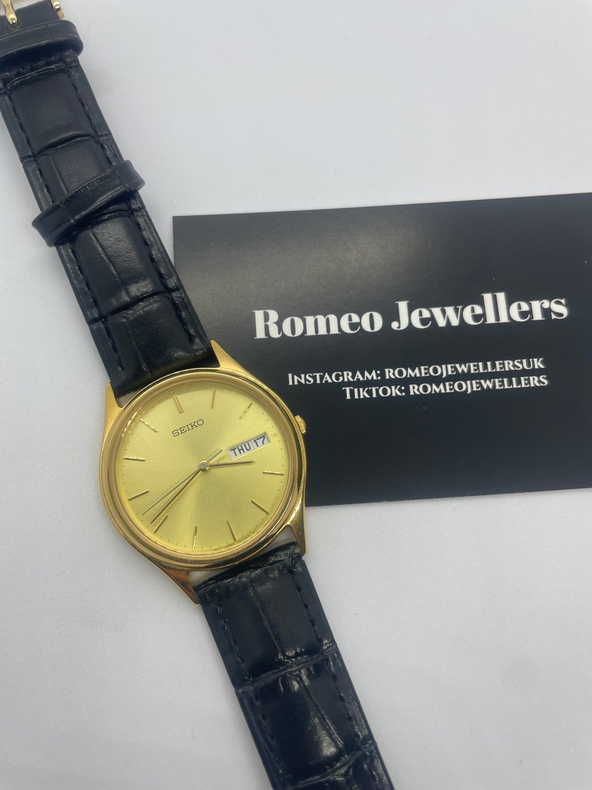 Seiko 7N43 8A90 Day Date Romeo Jewellers