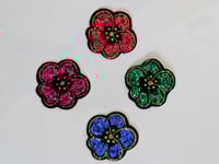 Image 1 of Broche fleurs à paillettes au choix