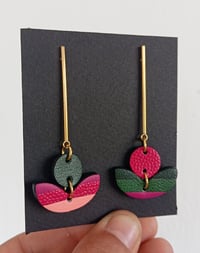 Image 1 of Boucles d'oreilles "Léna" en cuir upcyclé 
