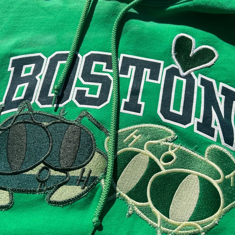 VINTAGE BOSTON HOODIE Image 4