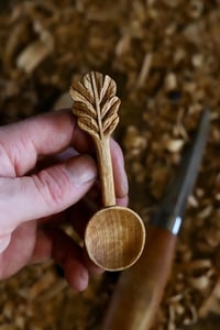 Image 3 of Oak Leaf Handle Scoop •