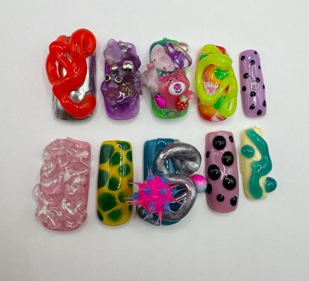 Image of psychedelic set