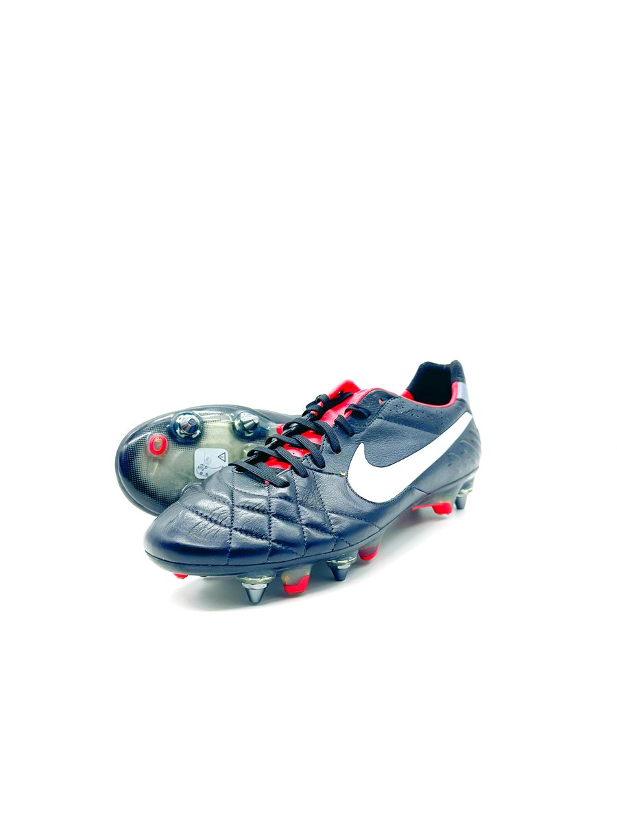 Image of Nike tiempo IV SG-PRO