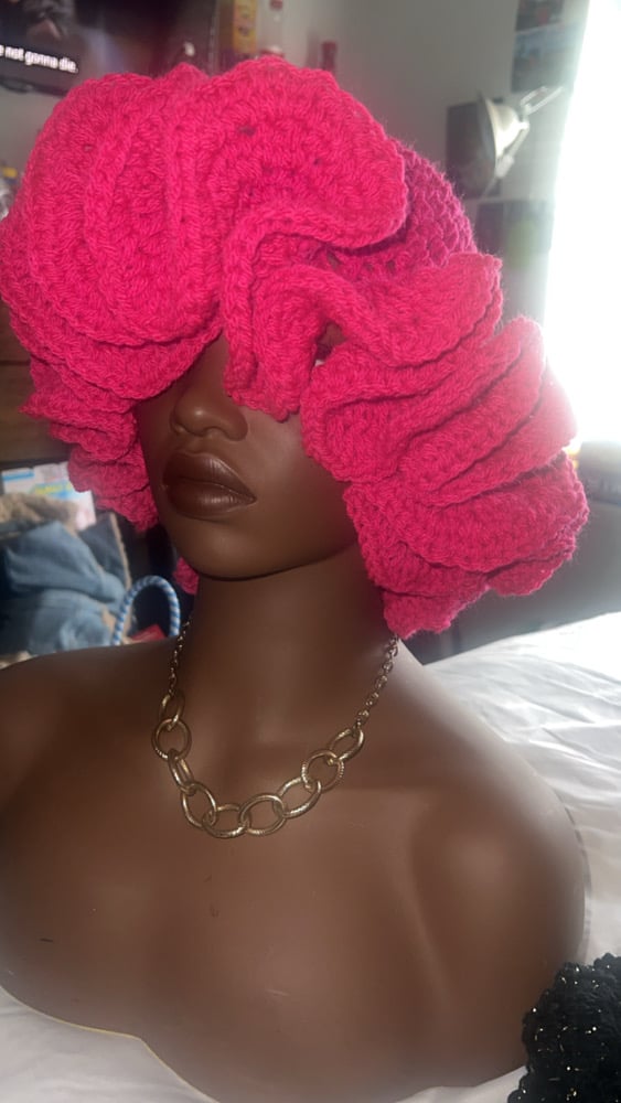 Image of Standard ruffle hats