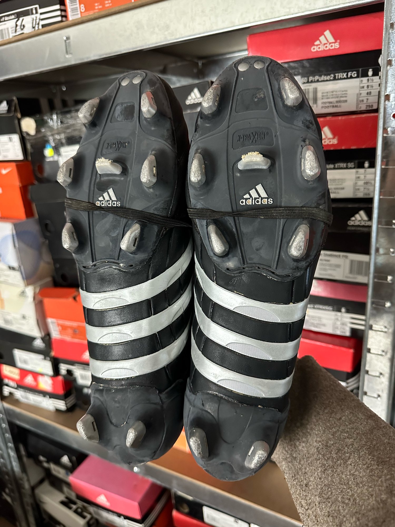 Image of Adidas Aveiro SG WORN