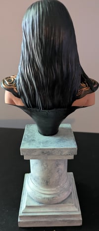 Image 5 of Xena: Warrior Princess Cold Cast Porcelain Bust – Limited Edition #451 of 7,500