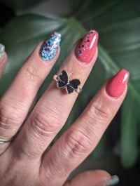 Image 12 of Contrast Glam Collection 