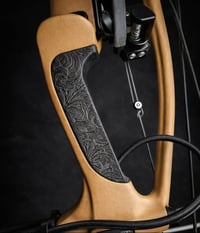 Image 4 of Hoyt RX-10/Ultra Carbon Grip