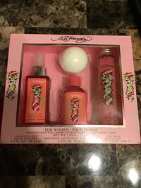 Image 1 of ED Hardy for her gift set