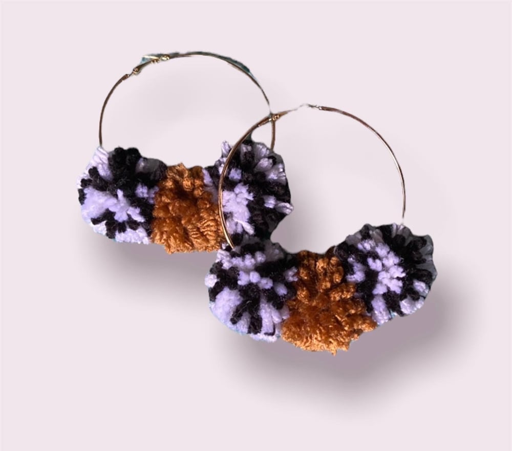 Pom Pom Hoops