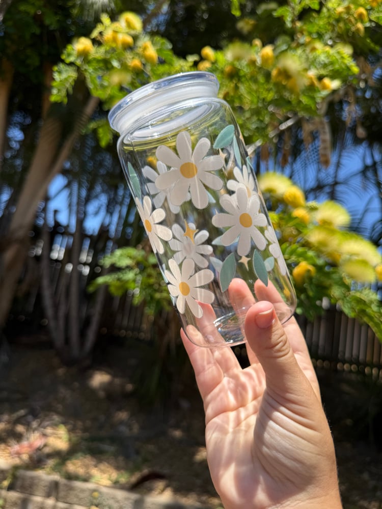 Image of Large Daisies