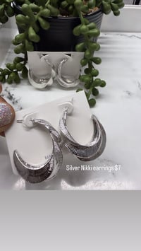 Silver Nikki earrings