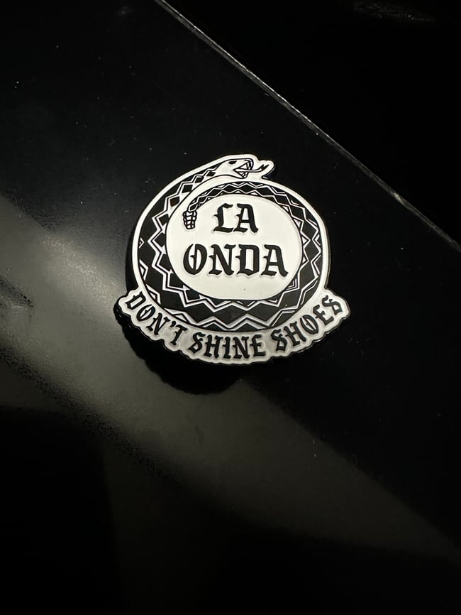 La Onda Dont Shine Shoes