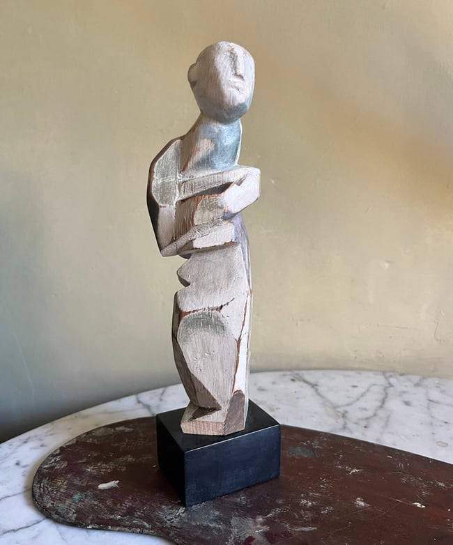 ABSTRACT FIGURE SCULPTURE