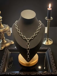 Eris Lariat necklace (Forbbiden Fruit)