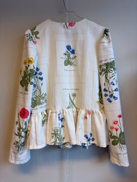 Image 7 of Flower Molly shirt (large)