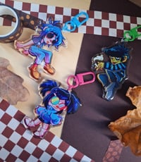 Image 2 of Gorillaz Saturn Barz keychains | Gorillaz