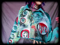Image 13 of HeaLer Crop UV (small)