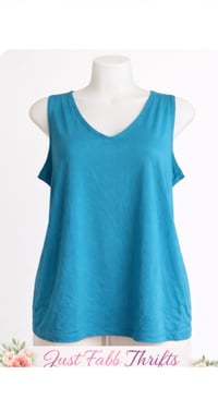 Image 2 of New 1X Susan Gravers essential tank top #720*8