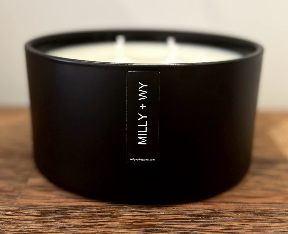 Image of Matte Black Jumbo Cambridge Candle Bowl