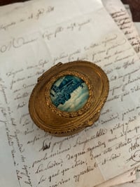 Image 6 of Petite boîte à bijoux 1900 en regule doré