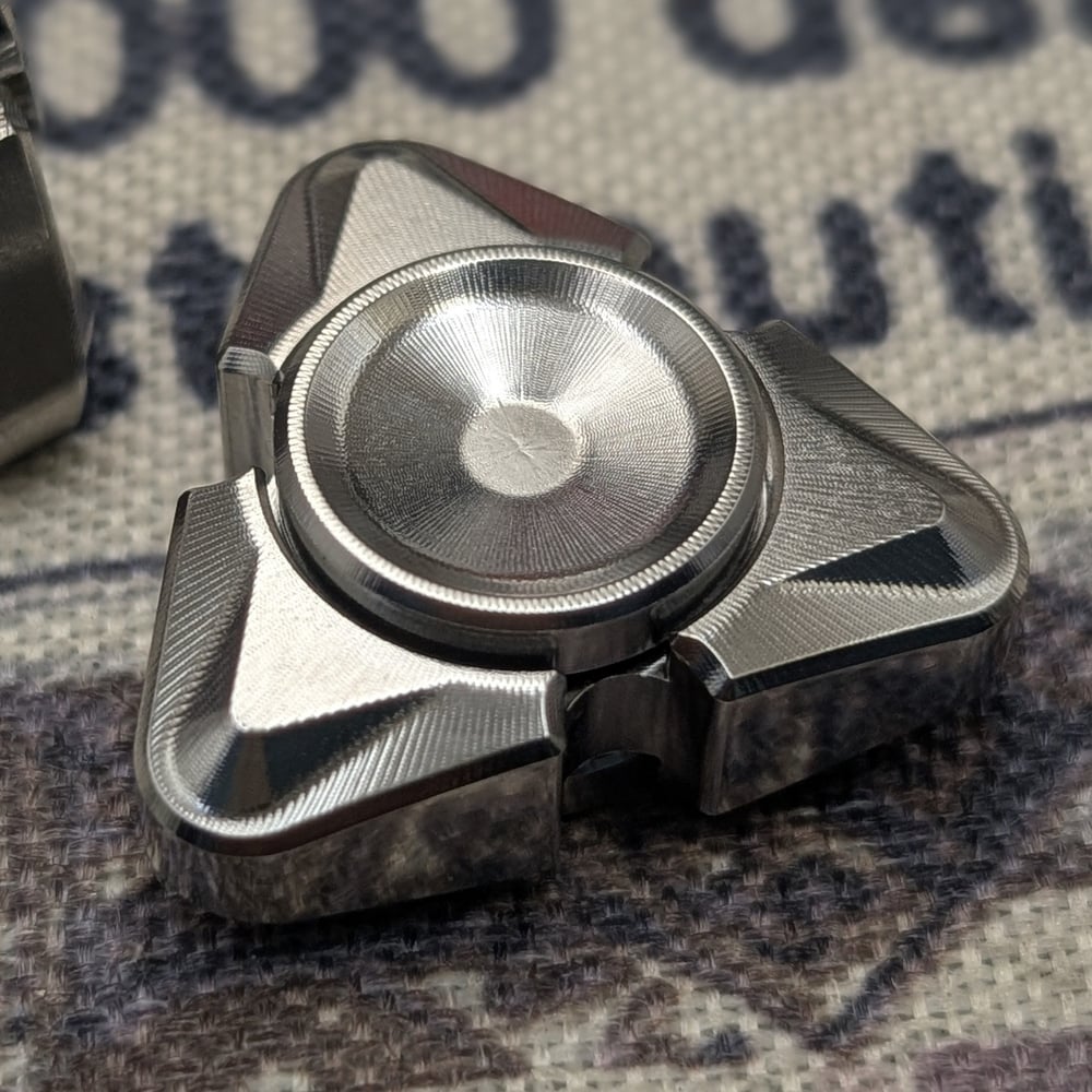 Vader Mini in Tungsten with Machine Finish