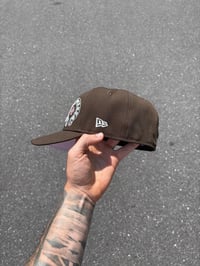 Image 6 of CAFE CON FRESA PINK BRIM BROWN MEXICO CUSTOM FITTED CAP