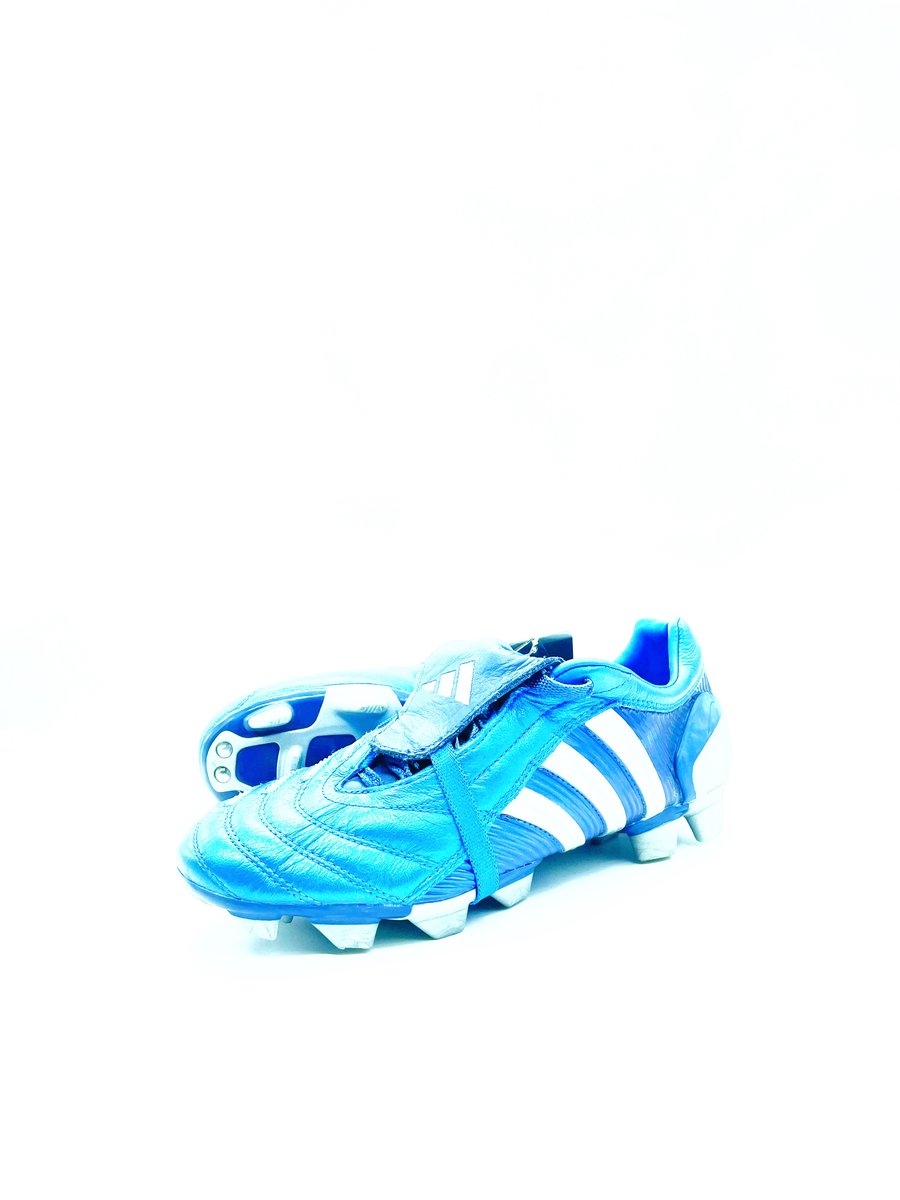 Image of Adidas predator Pulse FG blue