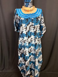 Image 3 of Multicolor Kaftans with head wraps 