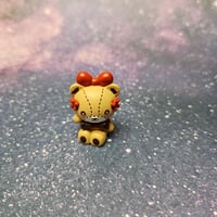 Hello Kitty Tiny Chum Figure
