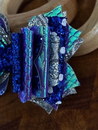 Image 5 of Star Shine Tumbler Straw Topper Bow