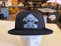 Image 1 of Alien Flatbill Trucker (black)