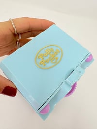 Image 5 of Ensemble bracelet et Polly Pocket L'horloge mint COMPLETE QUI FONCTIONNE